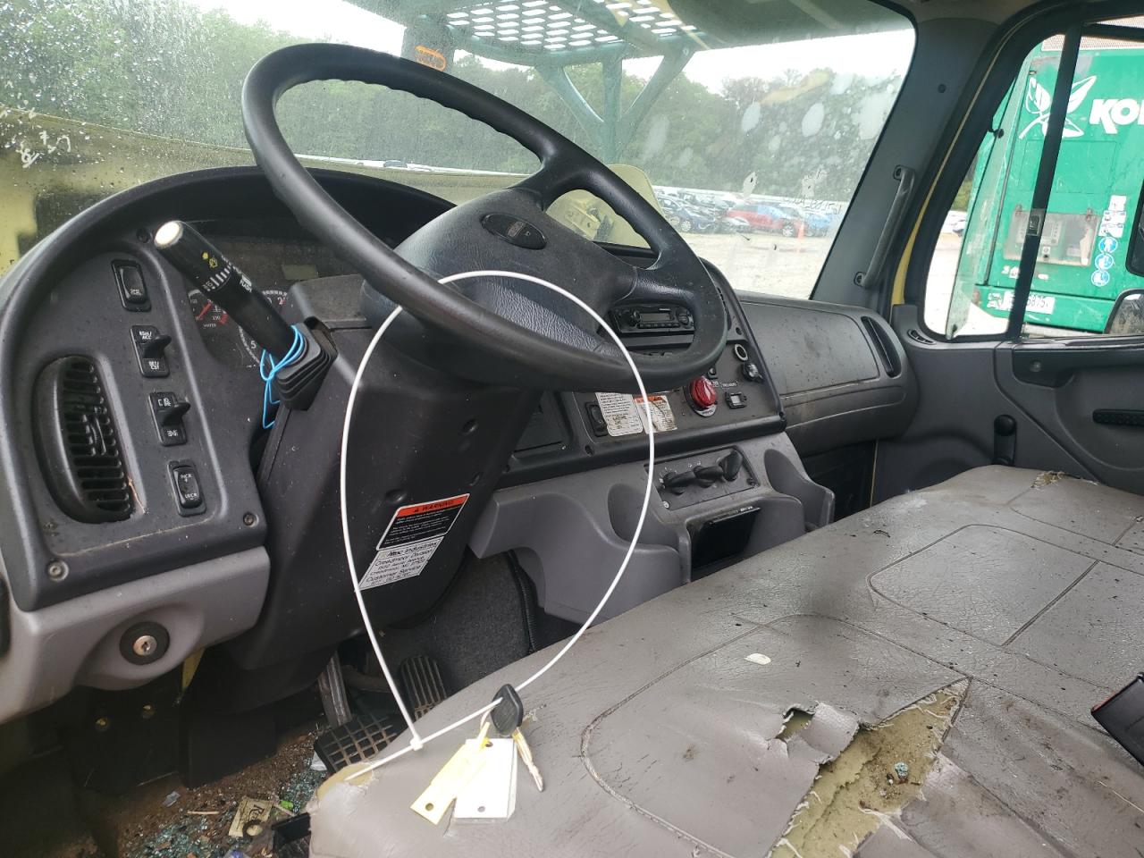 2013 FREIGHTLINER All other VIN 1FVACXDT5DHFB1979 photo 8