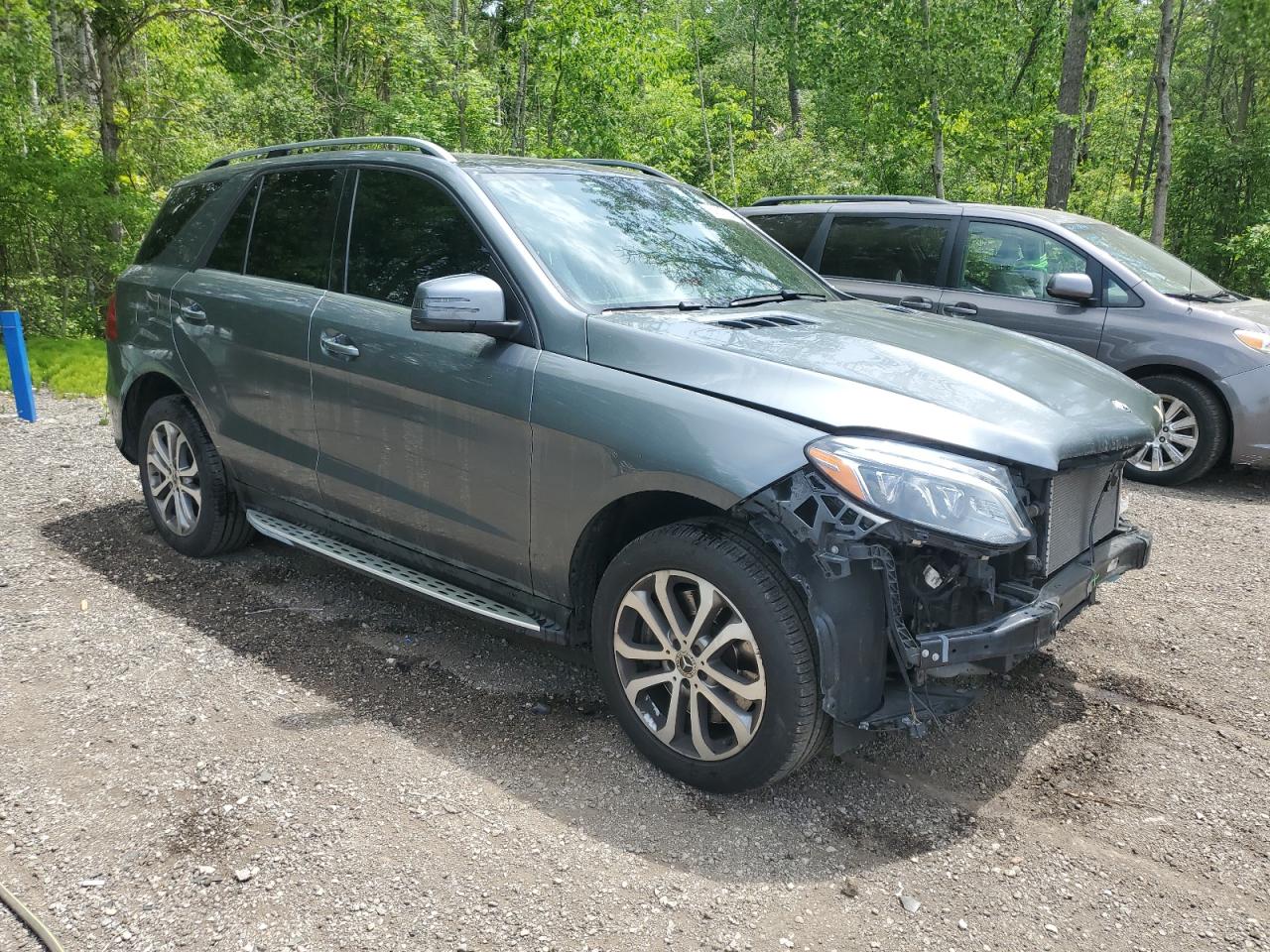 2017 MERCEDES-BENZ Gle class VIN 4JGDA5GB0HA989809 photo 4