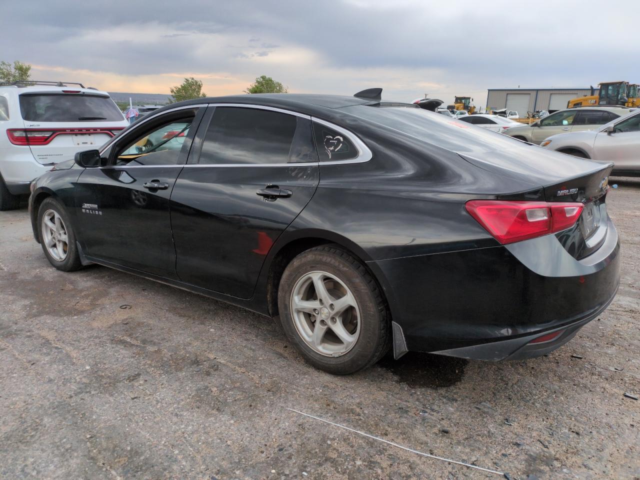 2019 Chev Malibu VIN 1G1ZB5ST3KF206153 photo 2