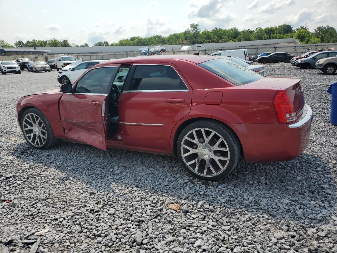 2008 Chrysler 300 VIN 2C3LA63H48H283061 photo 2