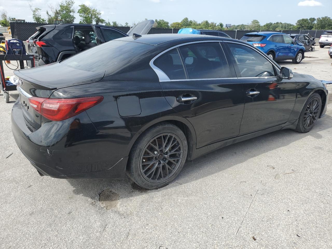 2019 Infiniti Q50 VIN JN1EV7AP9KM541848 photo 3
