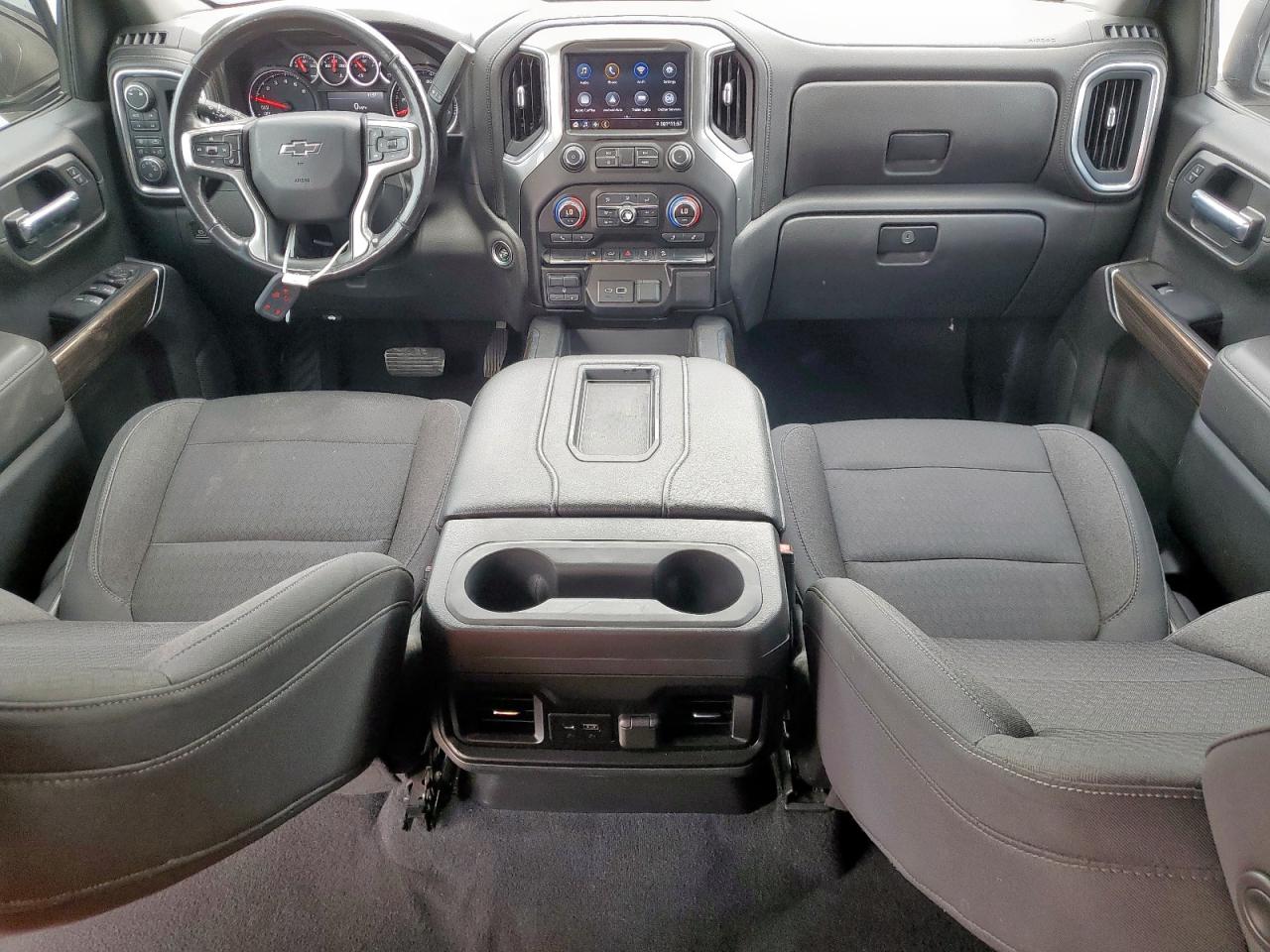 2019 Chevrolet All models VIN 3GCUYEED4KG282144 photo 8