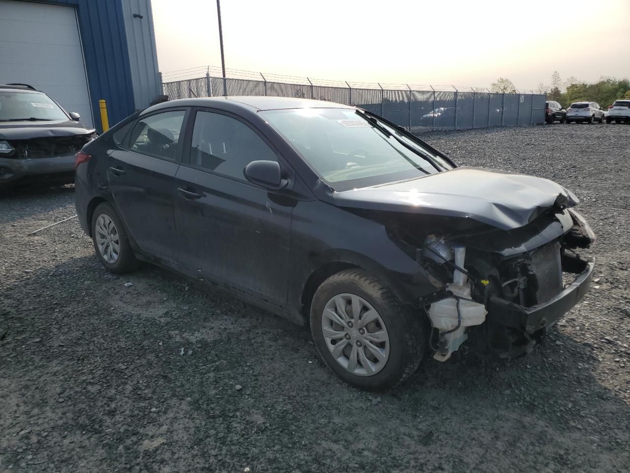 2019 HYUNDAI Accent VIN 3KPC24A33KE086051 photo 4