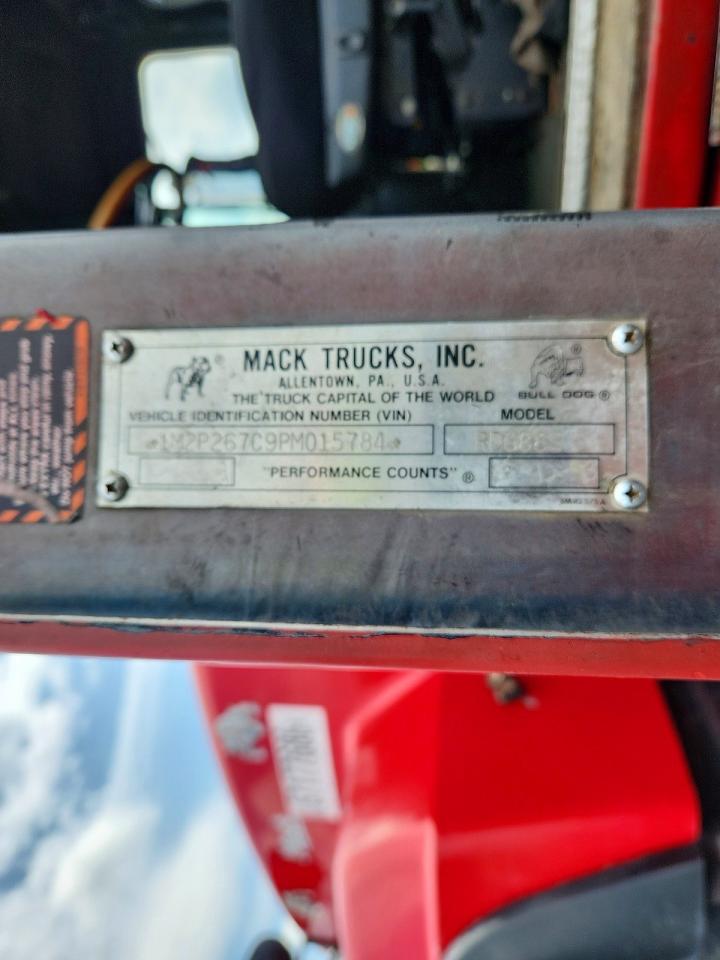 1993 MACK All other VIN 1M2P267C9PM015784 photo 10