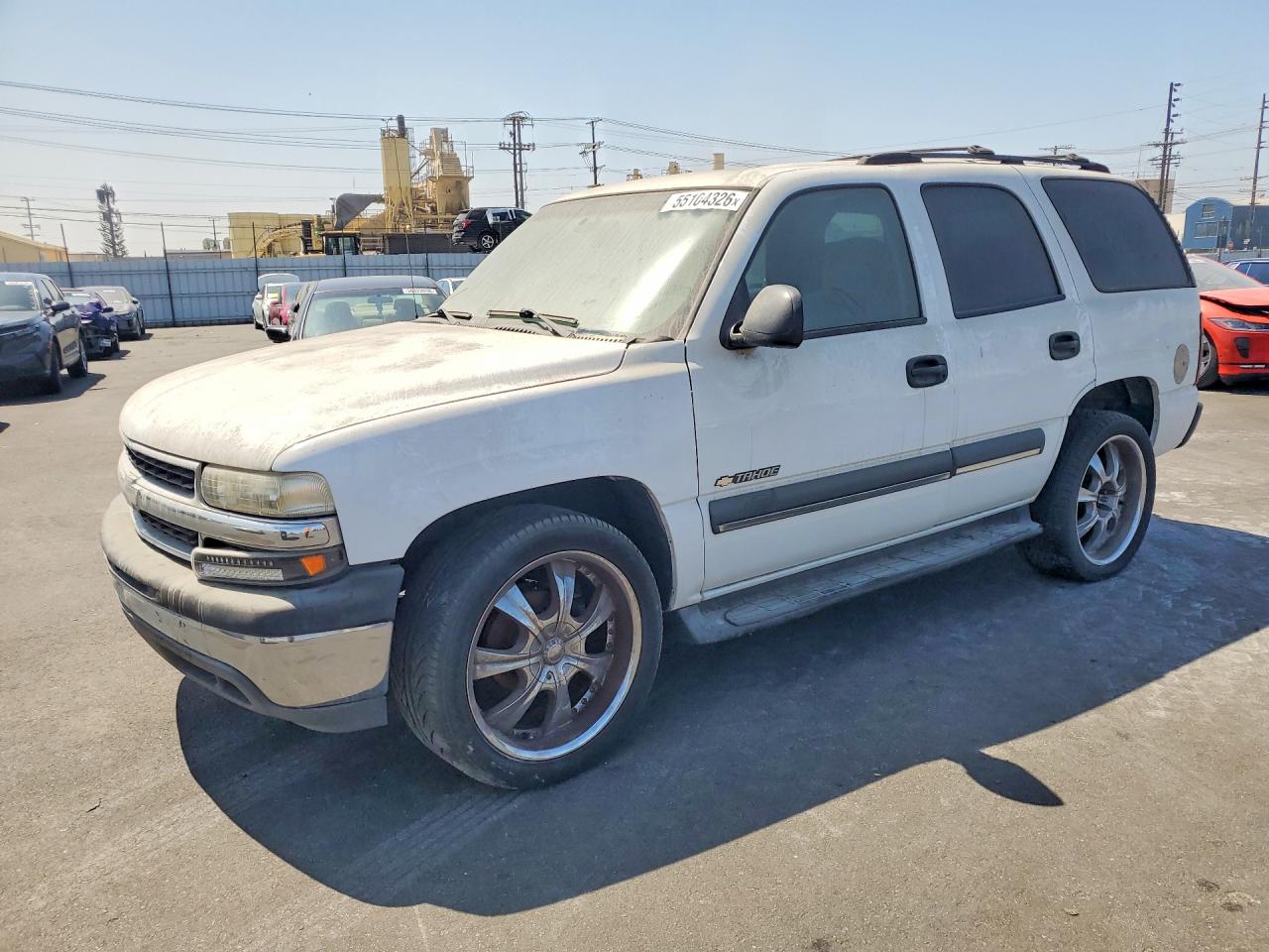 2002 CHEVROLET Tahoe VIN 1GNEC13VX2R246666 photo 1