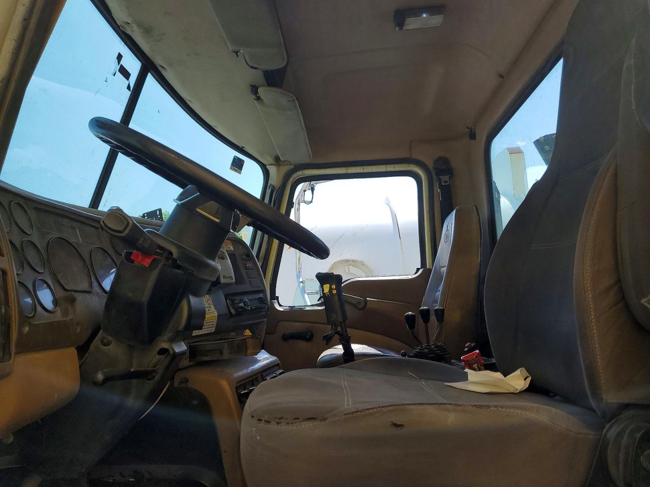 2007 MACK All other VIN 1M2AG11C57M063902 photo 5