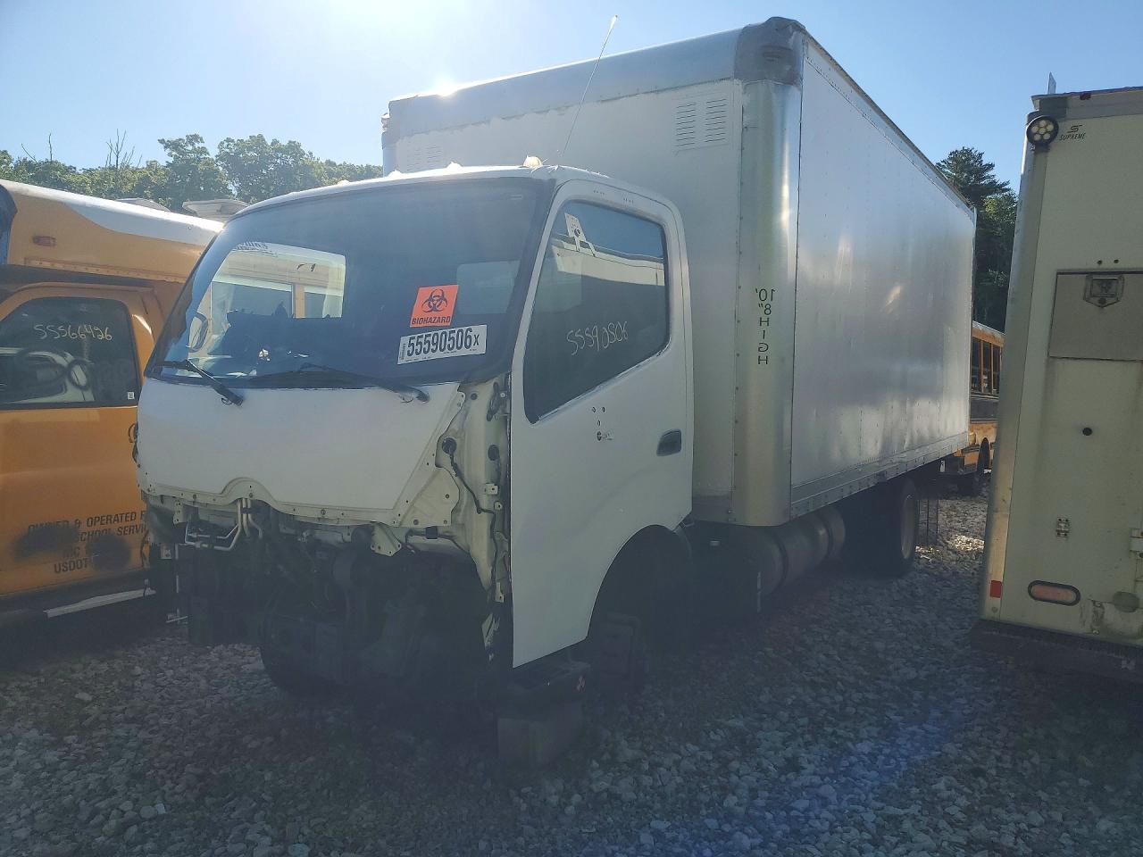 2017 HINO All other VIN JHHSDM2H5HK005814 photo 1