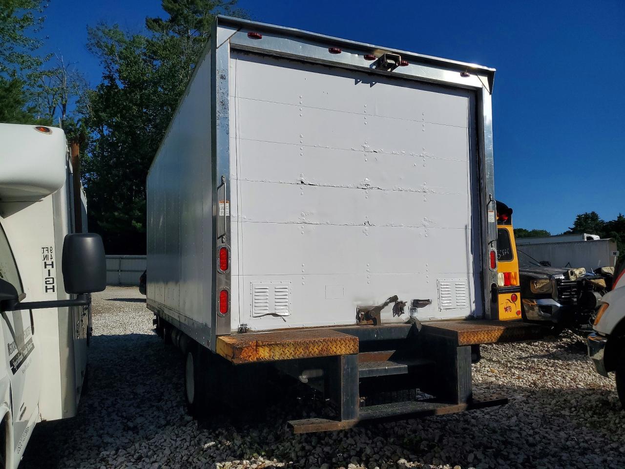 2017 HINO All other VIN JHHSDM2H5HK005814 photo 2