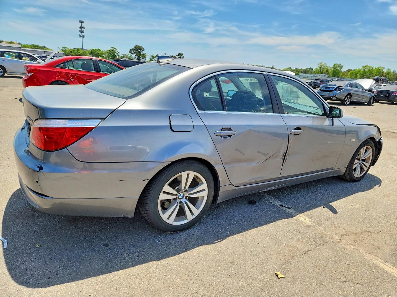2010 BMW 5 series VIN WBANU5C59AC126126 photo 3