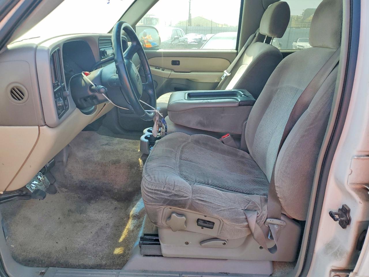 2002 CHEVROLET Tahoe VIN 1GNEC13VX2R246666 photo 7