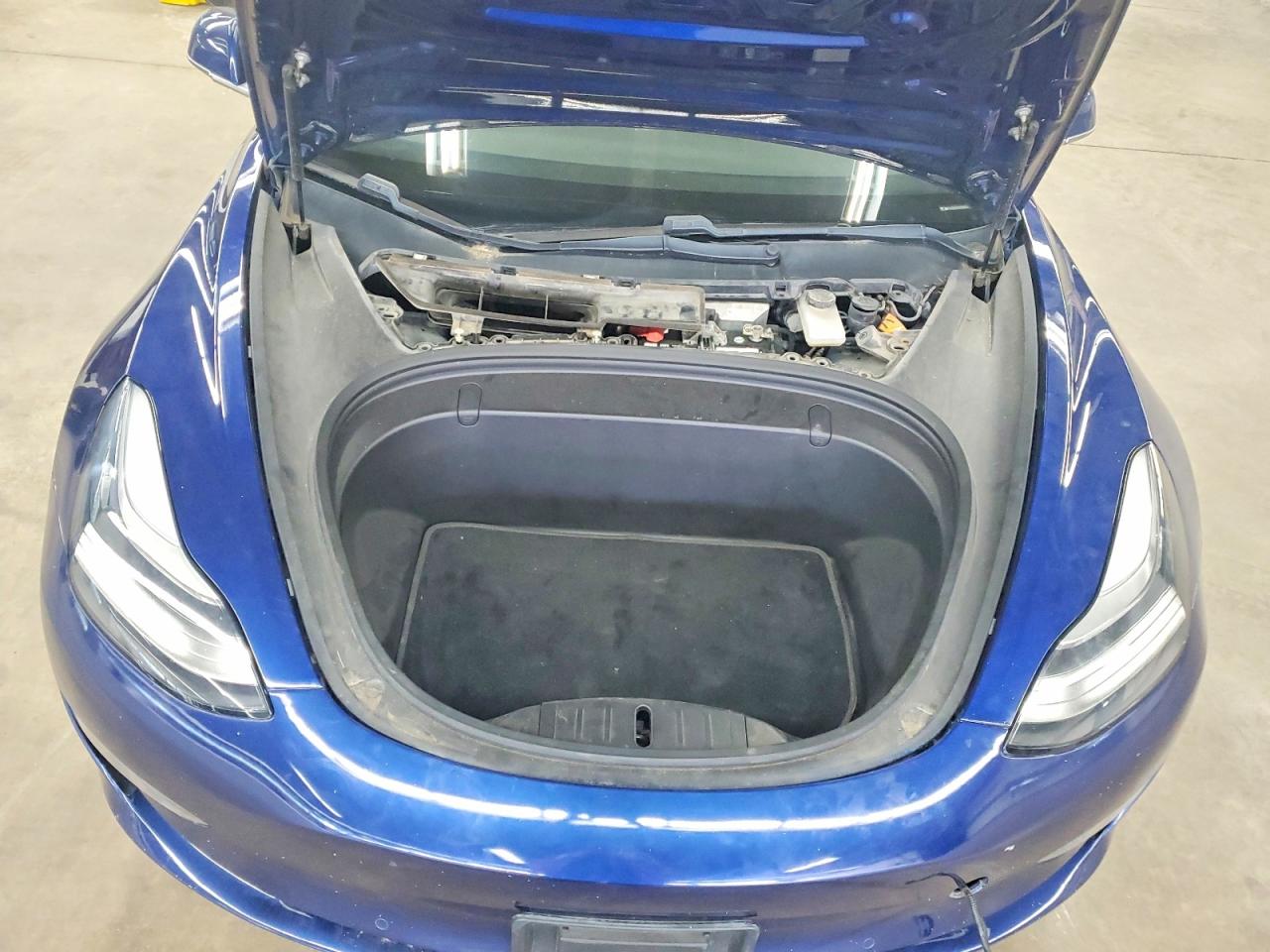 2018 Tesla Model 3 VIN 5YJ3E1EA0JF008155 photo 11