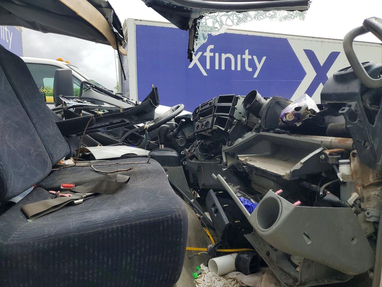 2018 HINO All other VIN JHHHDM2H0JK002674 photo 7