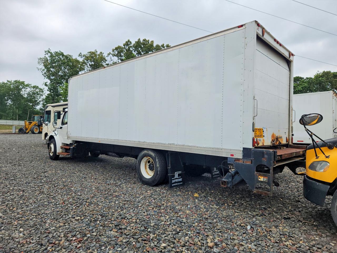 2015 FREIGHTLINER All other VIN 1FVACWDT5FHGC2948 photo 2