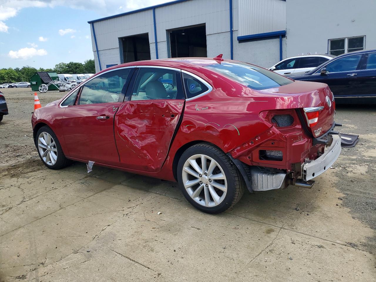 2012 Buick Verano VIN 1G4PS5SK8C4195763 photo 2