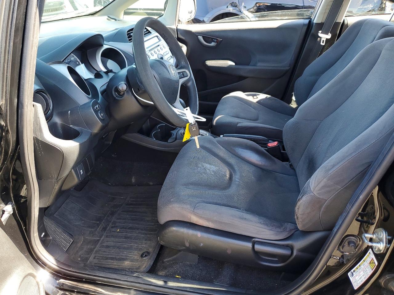 2013 Honda Fit VIN JHMGE8H32DC025580 photo 7