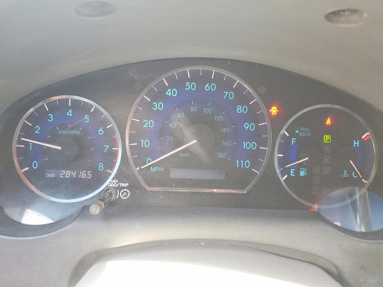 2008 TOYOTA Sienna VIN 5TDZK22C98S212389 photo 9
