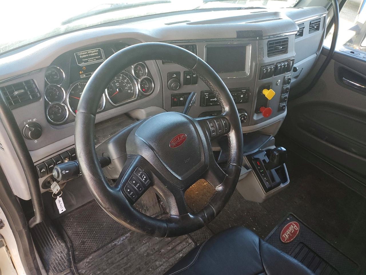2018 PETERBILT All other VIN 1XPBD49XXJD451627 photo 9