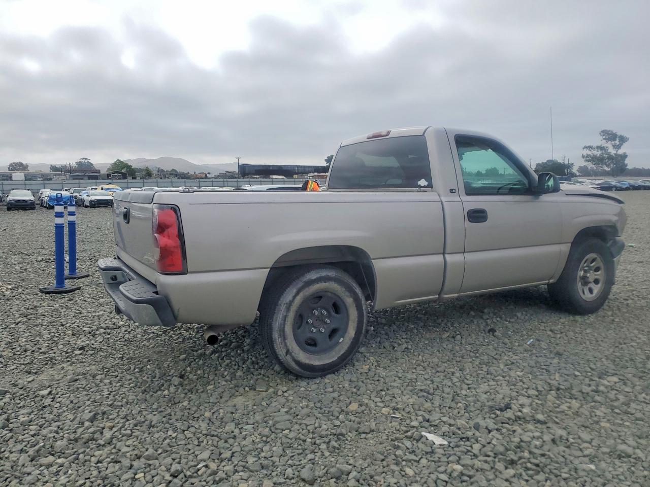 2006 CHEV Silverado VIN 3GCEC14X96G166581 photo 3