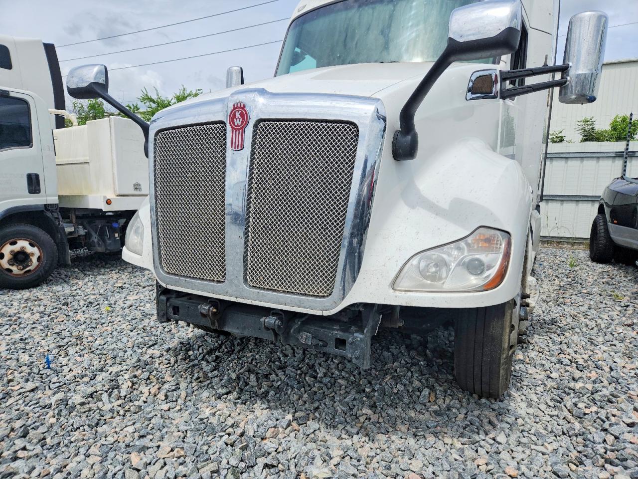 2019 KENWORTH All other VIN 1XKYDP9XXKJ241632 photo 9