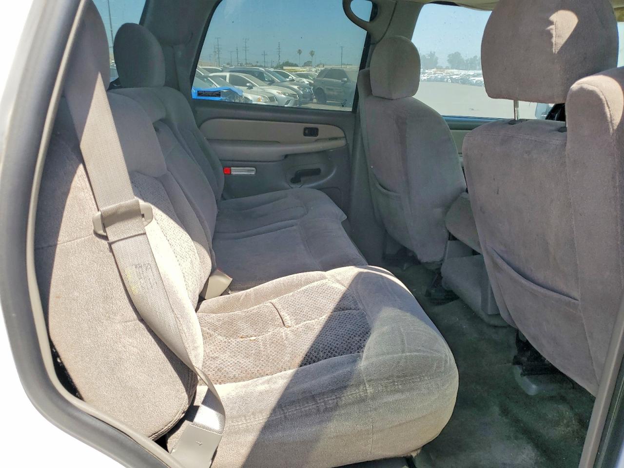 2002 CHEVROLET Tahoe VIN 1GNEC13VX2R246666 photo 11