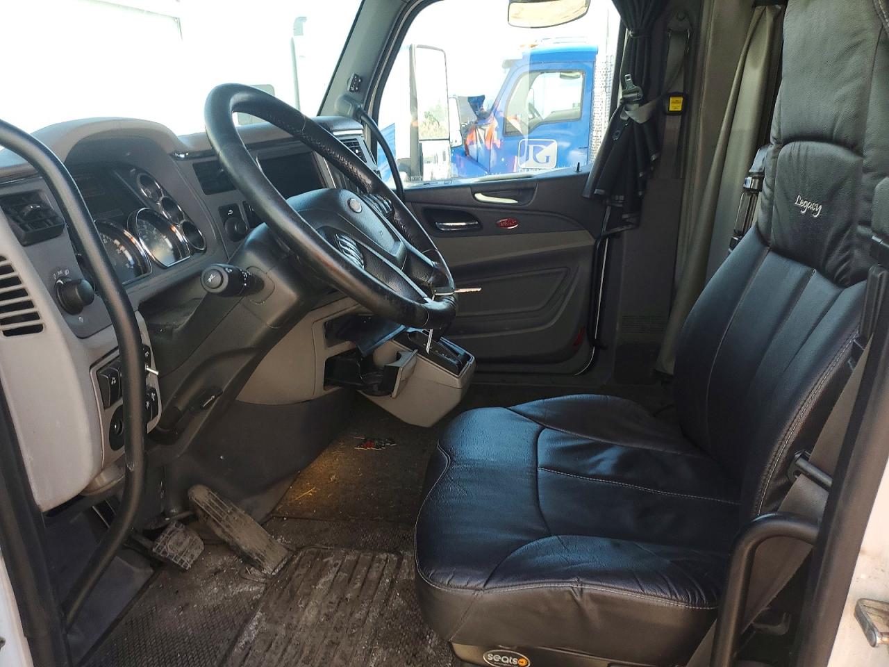 2018 PETERBILT All other VIN 1XPBD49XXJD451627 photo 5