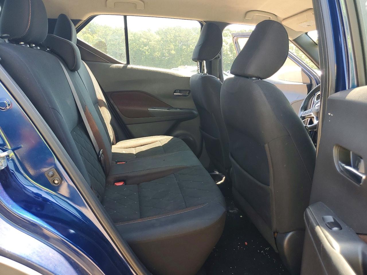 2018 Nissan Kicks VIN 3N1CP5CU6JL509134 photo 11