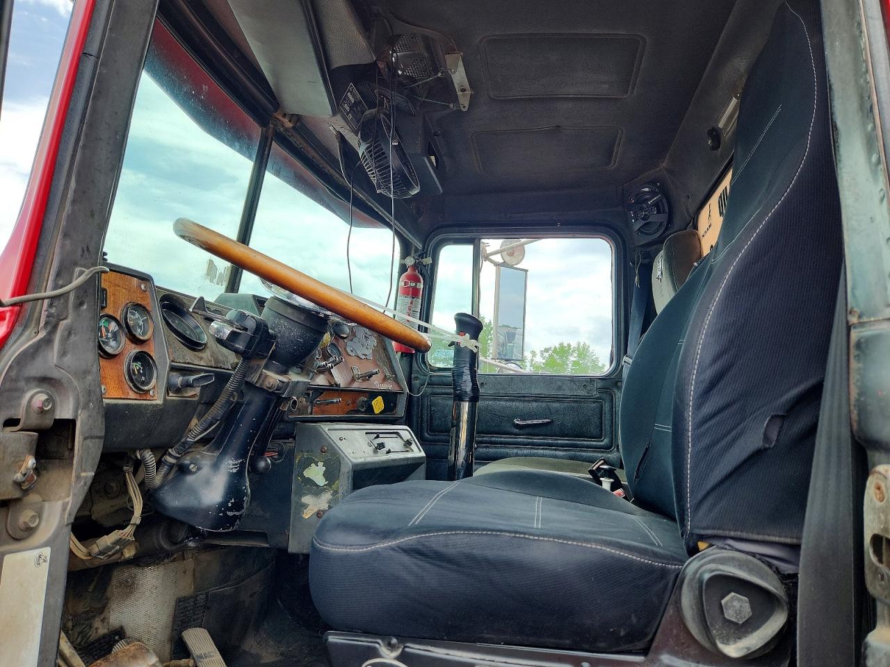 1993 MACK All other VIN 1M2P267C9PM015784 photo 5