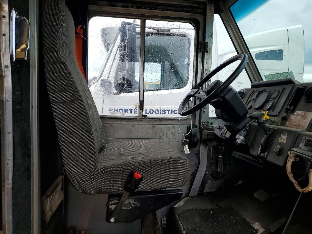 2001 FREIGHTLINER All other VIN 4UZAANBW91CH52665 photo 7