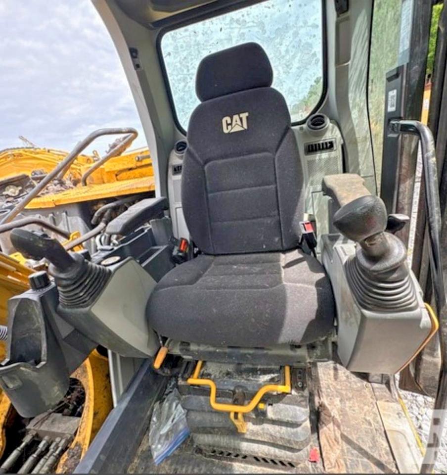 2023 Caterpillar All models VIN CAT00313PNFZ30297 photo 5