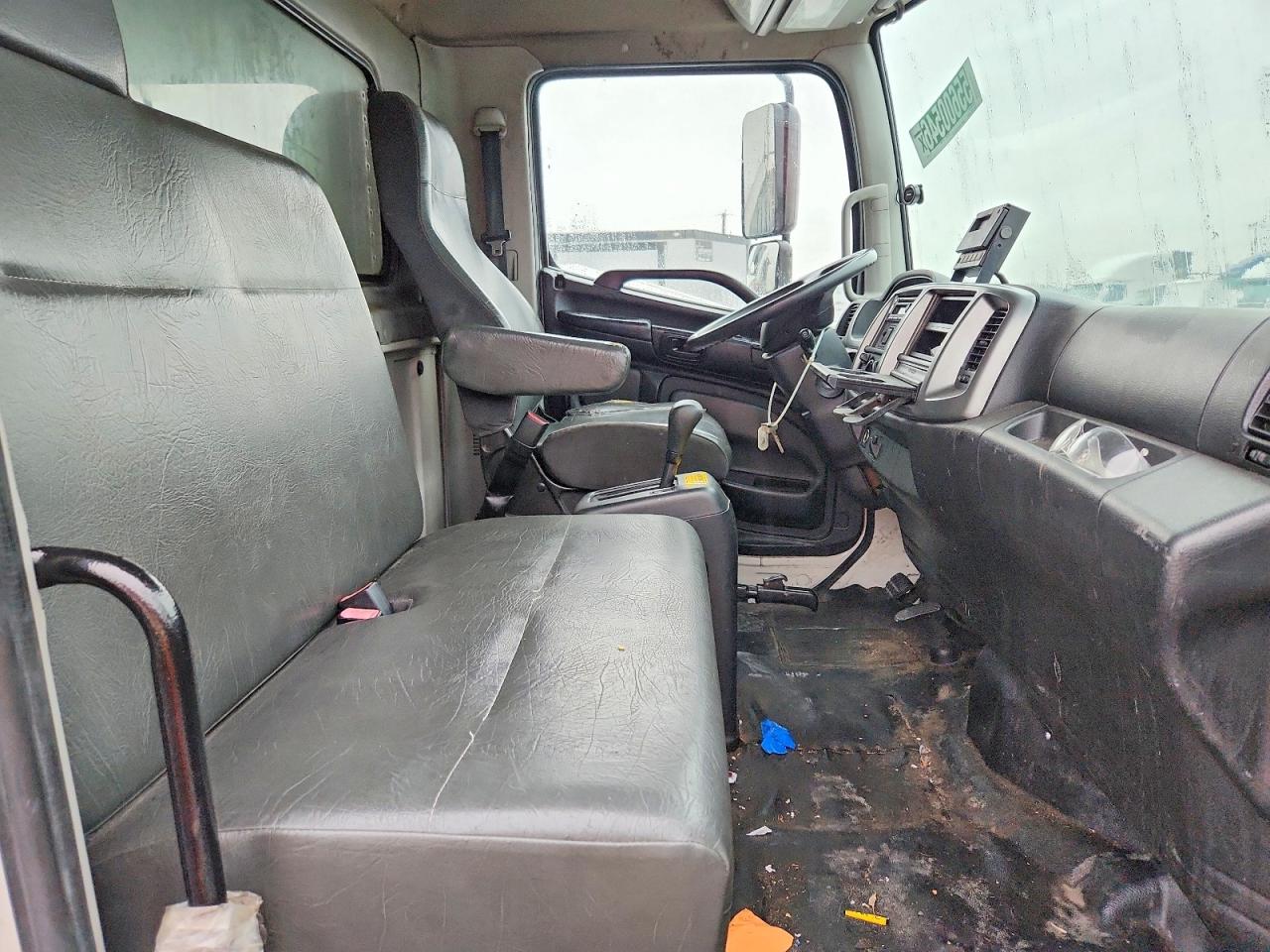 2017 HINO All other VIN 5PVNE8JT0H4S57355 photo 5