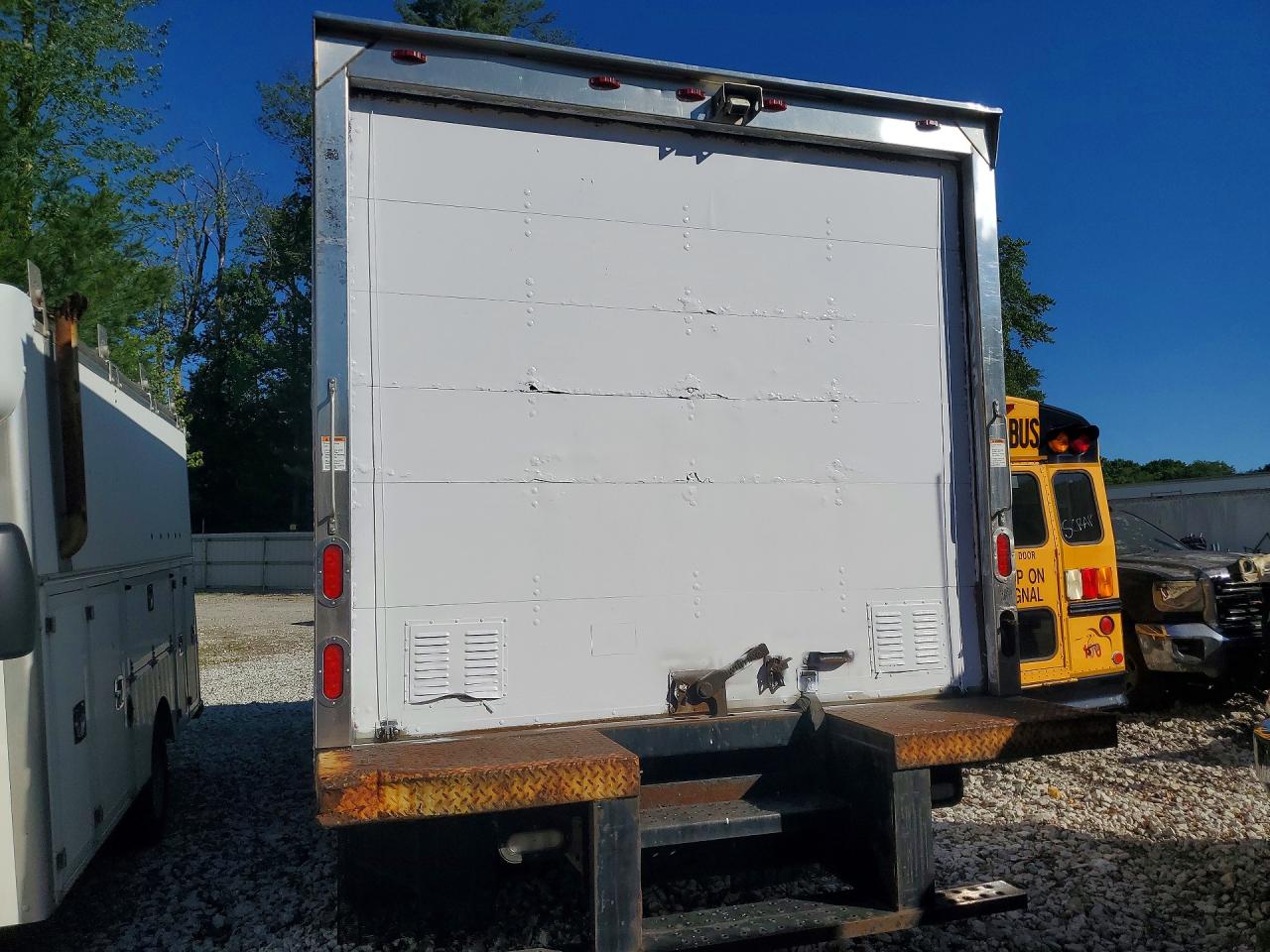 2017 HINO All other VIN JHHSDM2H5HK005814 photo 6