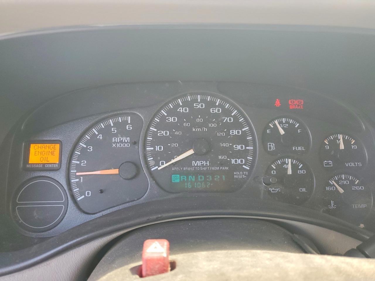 2002 CHEVROLET Tahoe VIN 1GNEC13VX2R246666 photo 9
