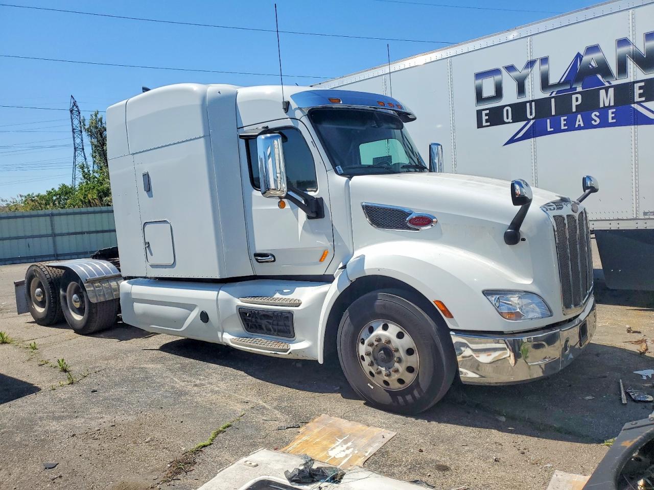 2018 PETERBILT All other VIN 1XPBD49XXJD451627 photo 1