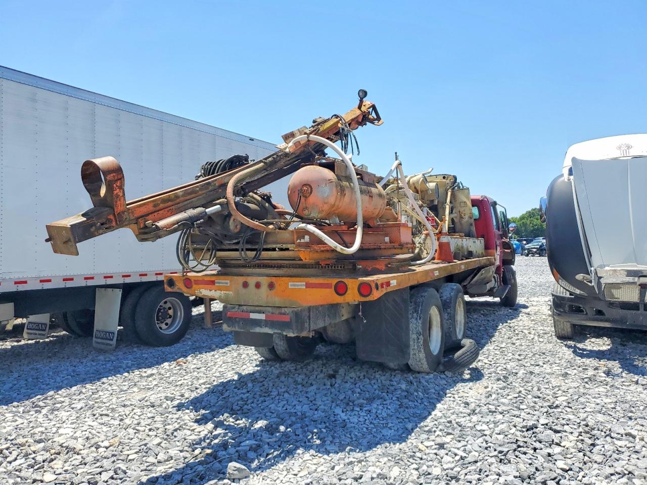 2009 FREIGHTLINER All other VIN 1FVMCYBS09DAM4566 photo 4