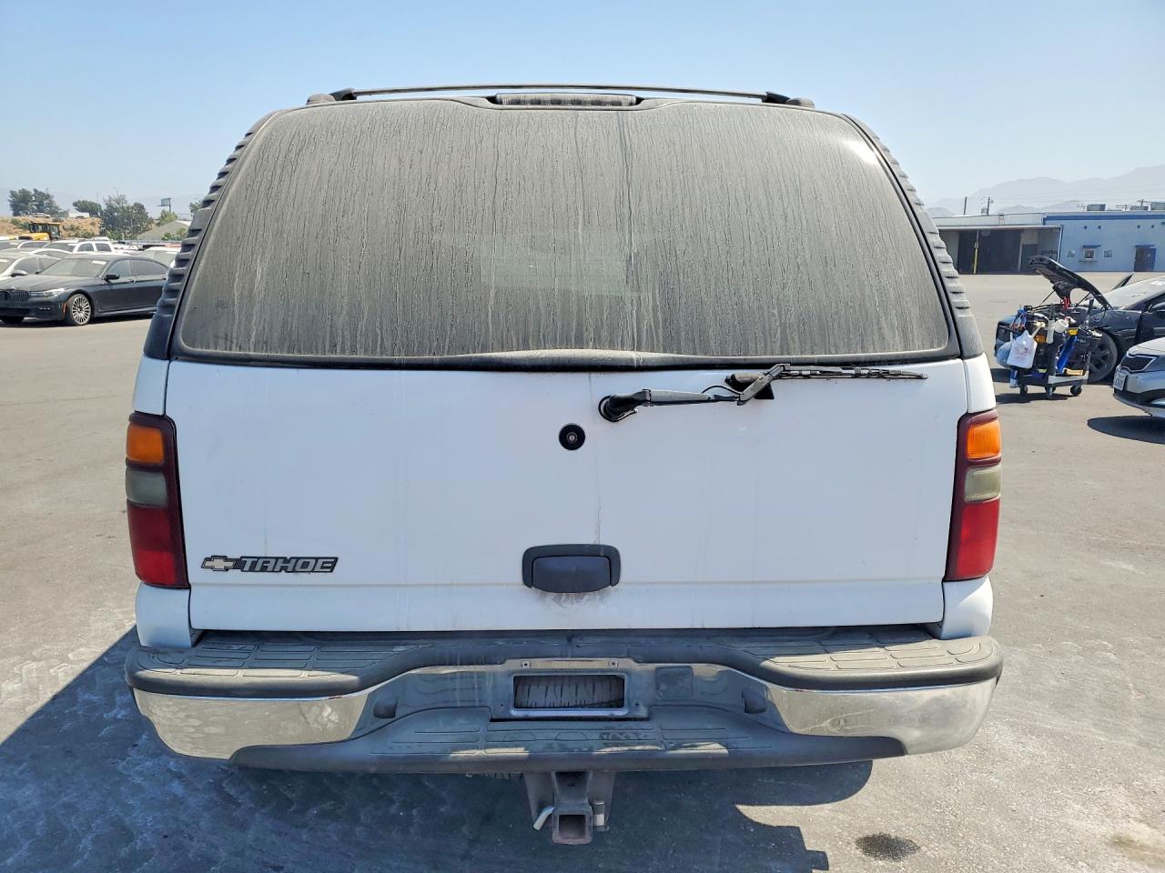 2002 CHEVROLET Tahoe VIN 1GNEC13VX2R246666 photo 6