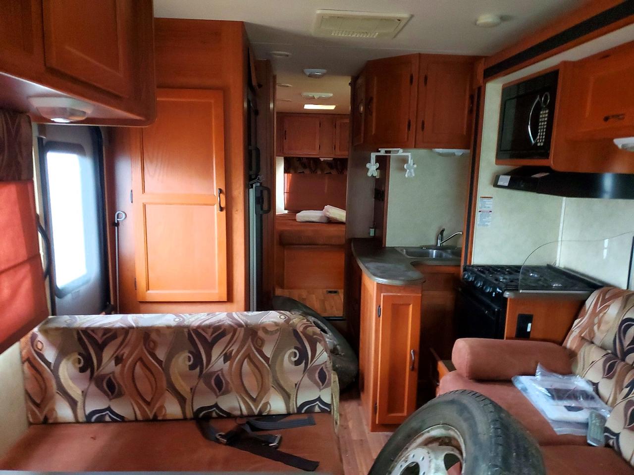 2010 COACHMAN Econoline VIN 1FDXE4FS0ADA48314 photo 6