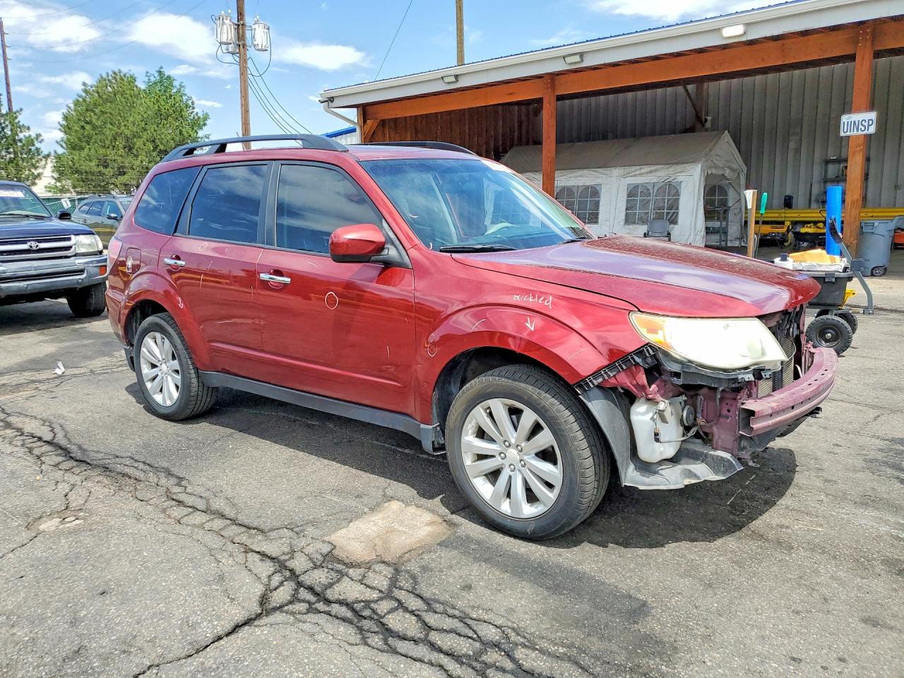 2011 Subaru Forester VIN JF2SHBCC1BH776467 photo 4