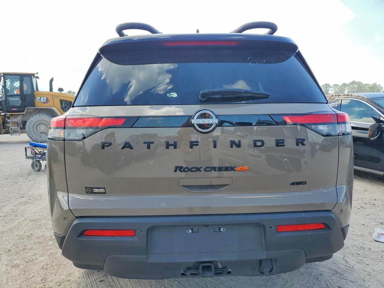2025 NISSAN Pathfinder VIN 5N1DR3BD0SC211365 photo 6