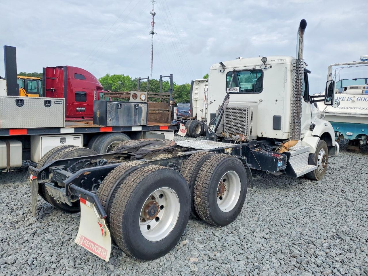 2021 KENWORTH All other VIN 1XKZDP9X0MJ455083 photo 4