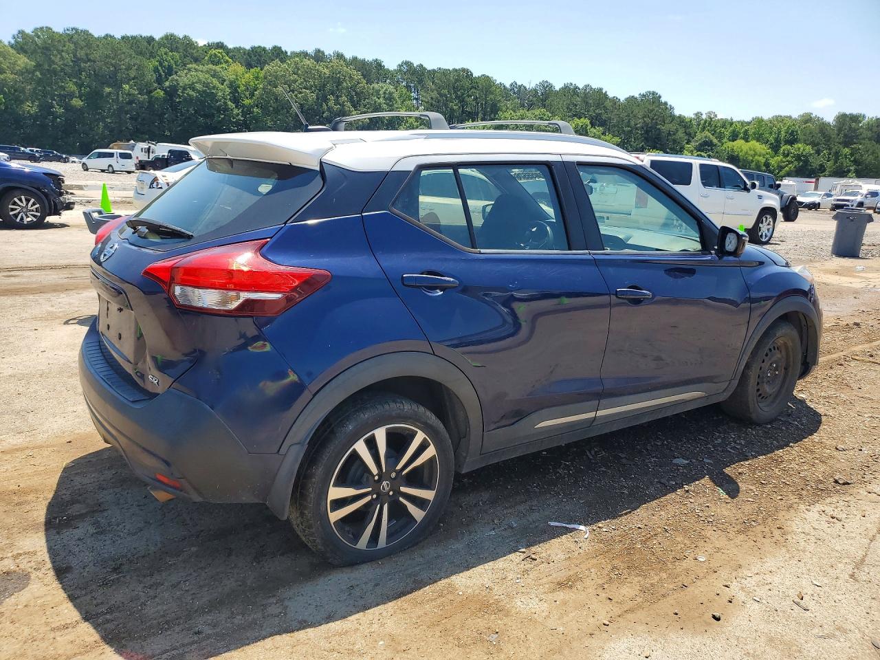 2018 Nissan Kicks VIN 3N1CP5CU6JL509134 photo 3