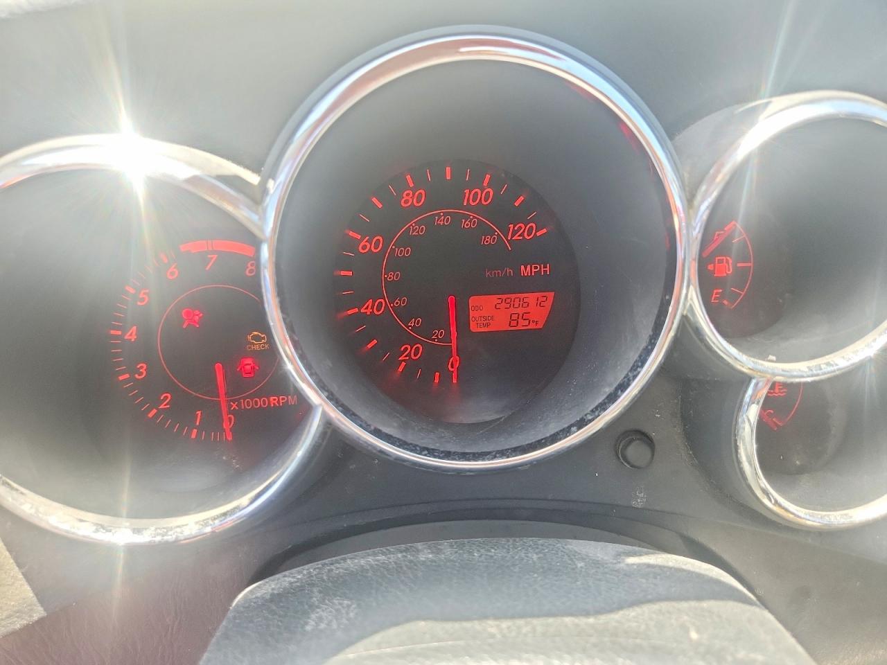 2003 TOYOTA Matrix VIN 2T1KR32E83C104478 photo 9