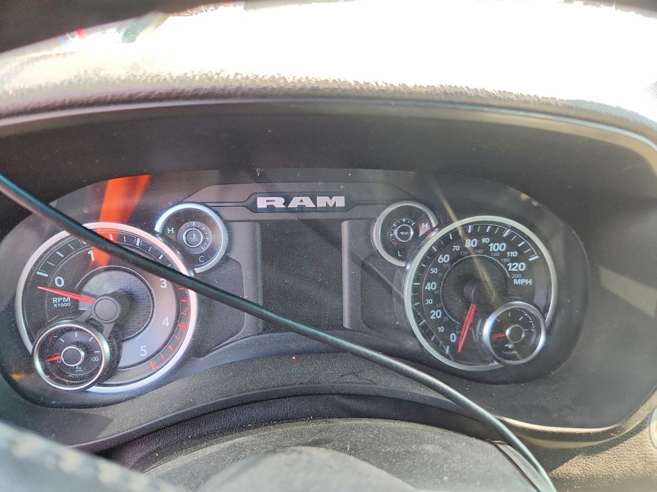 2021 RAM 2500 VIN 3C6UR5DLXMG529683 photo 9