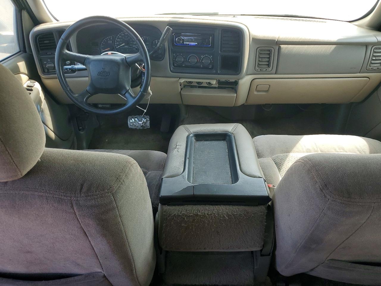 2002 CHEVROLET Tahoe VIN 1GNEC13VX2R246666 photo 8