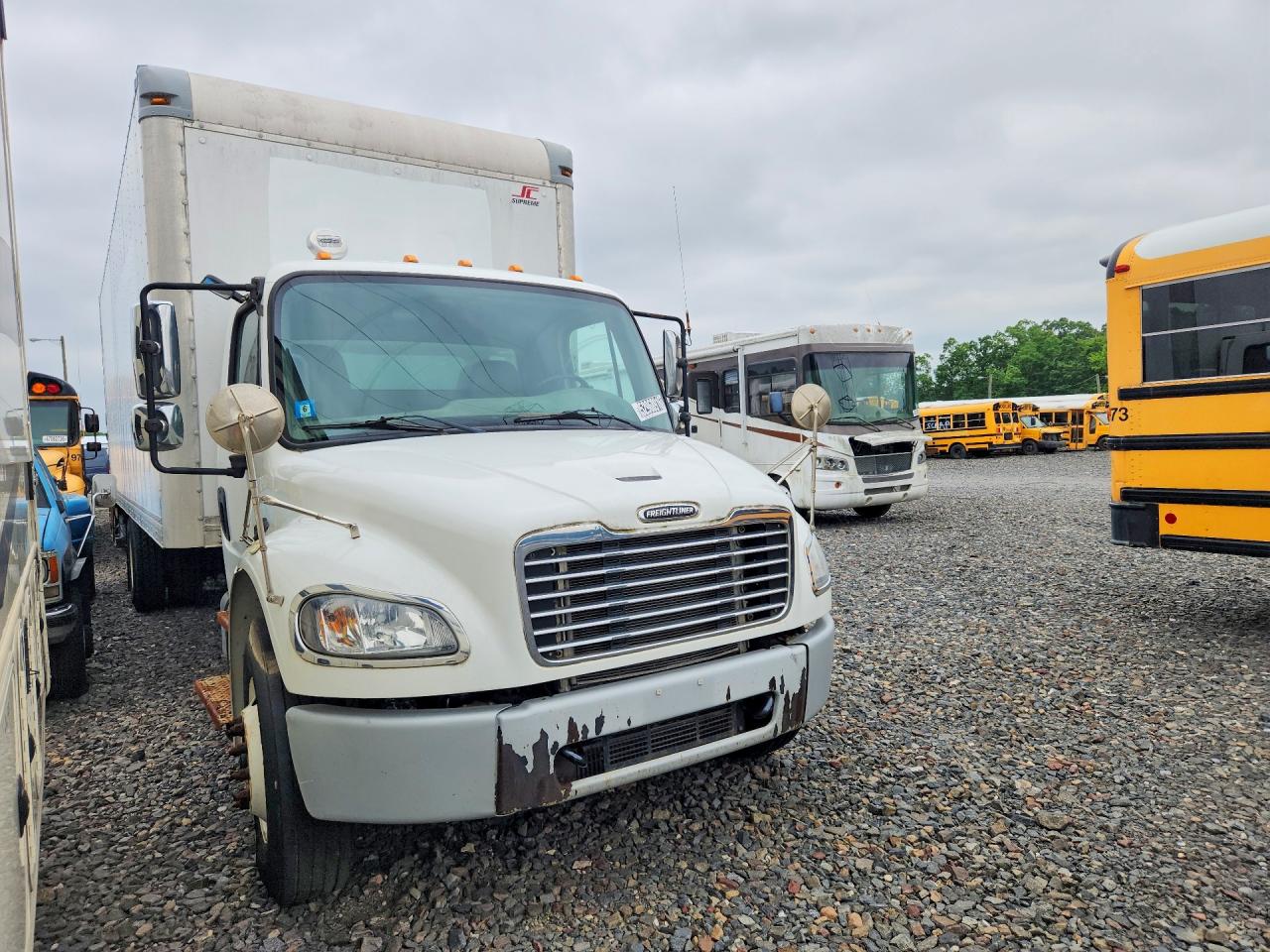 2015 FREIGHTLINER All other VIN 1FVACWDT5FHGC2948 photo 4