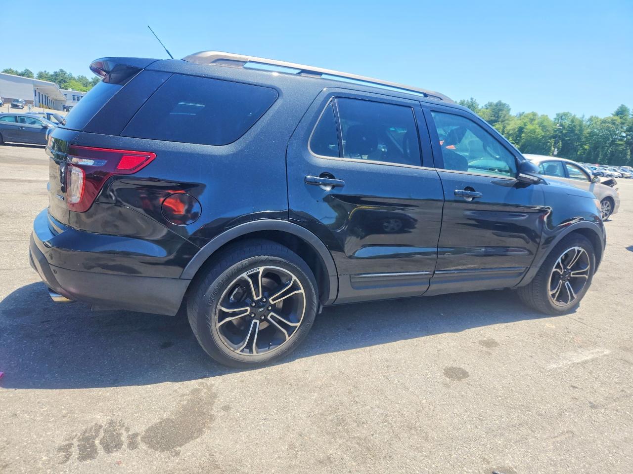 2015 Ford Explorer VIN 1FM5K8GT0FGC10933 photo 3