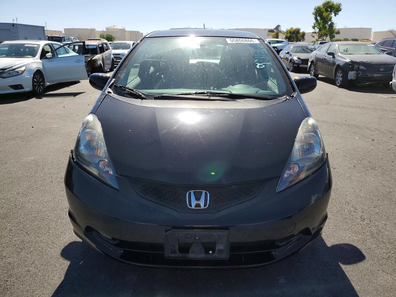 2013 Honda Fit VIN JHMGE8H32DC025580 photo 5