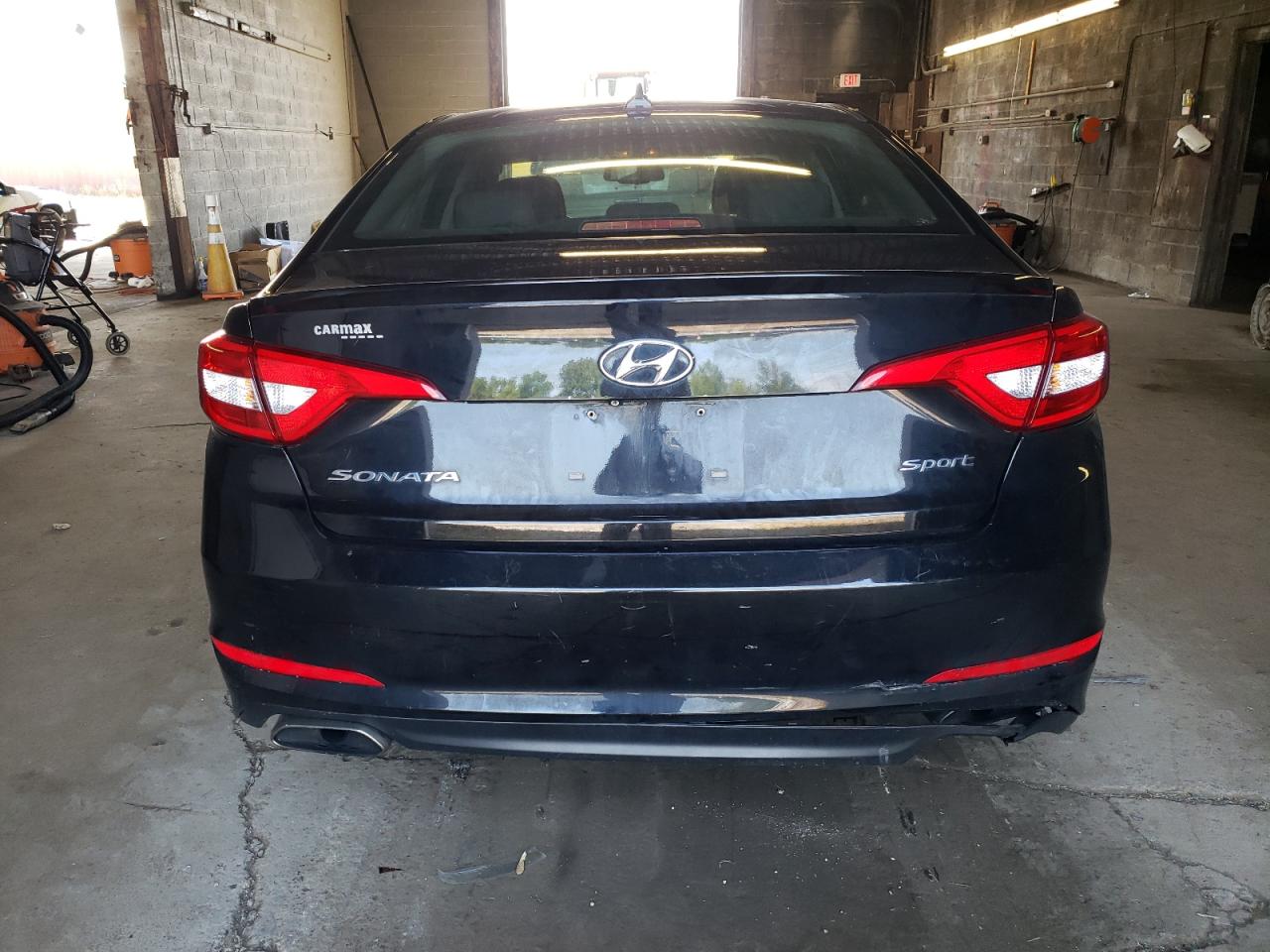 2016 HYUNDAI Sonata VIN 5NPE34AF0GH430745 photo 6