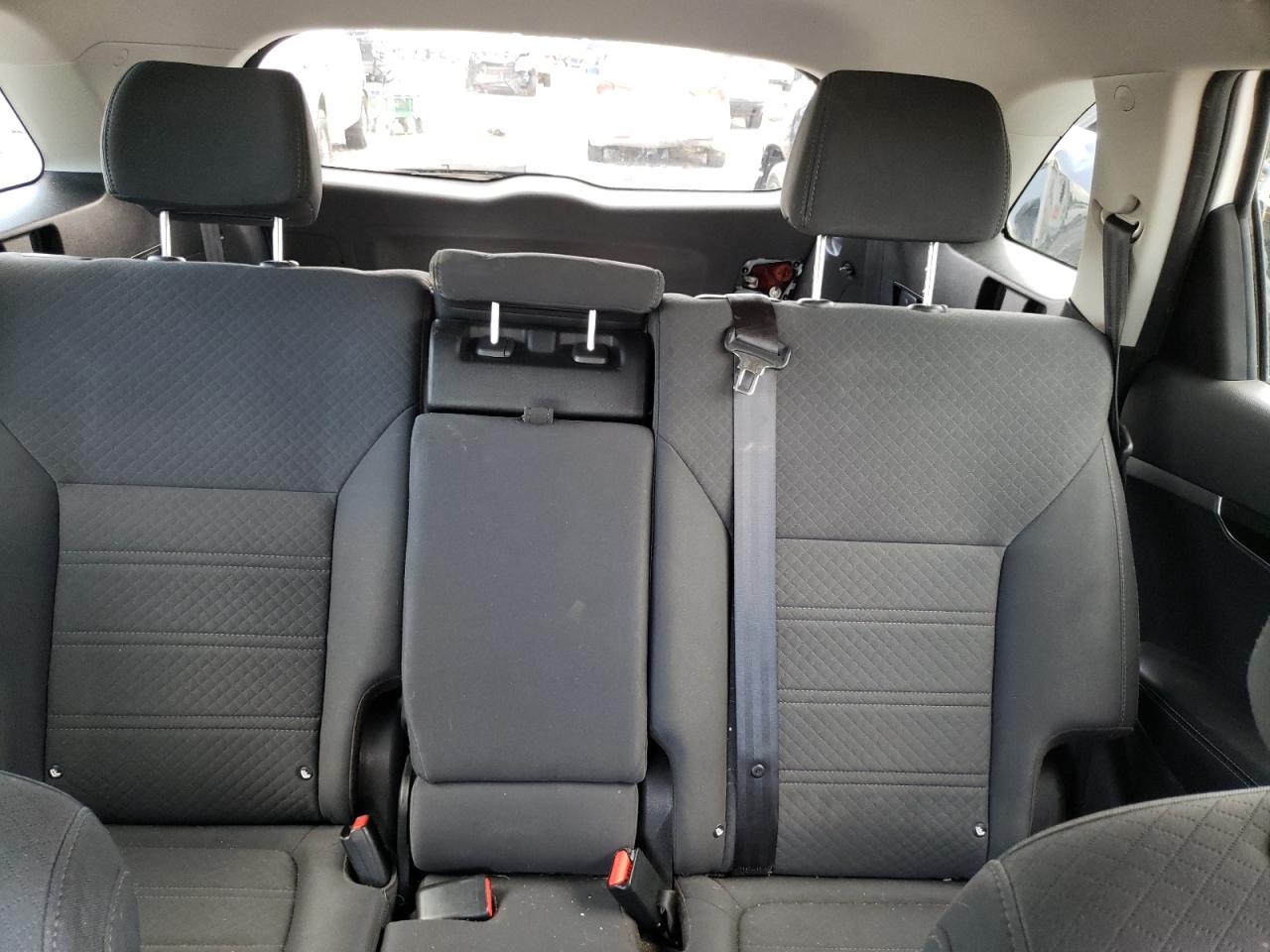 2019 KIA Sorento VIN 5XYPGDA31KG537158 photo 10