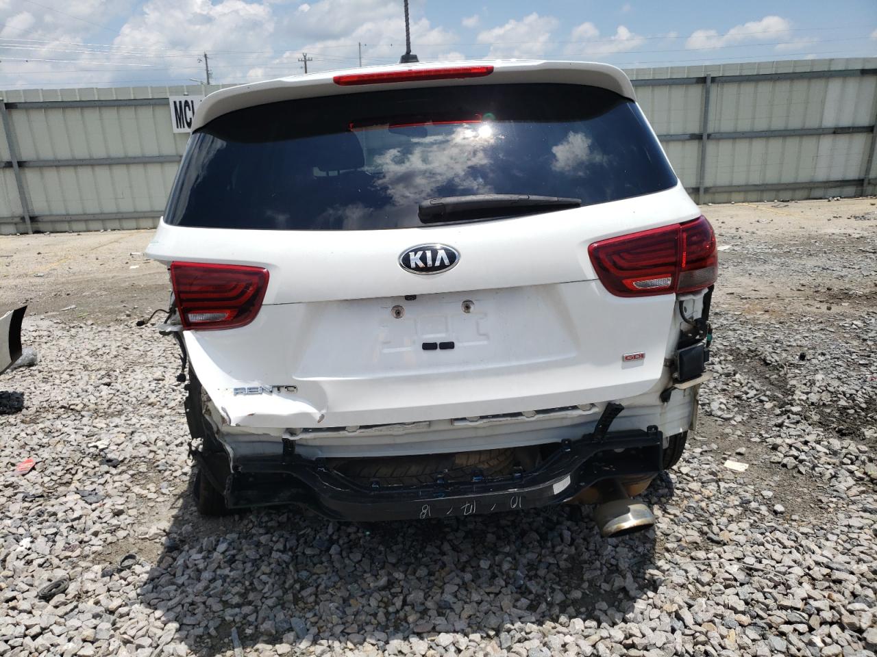 2019 KIA Sorento VIN 5XYPGDA31KG537158 photo 6