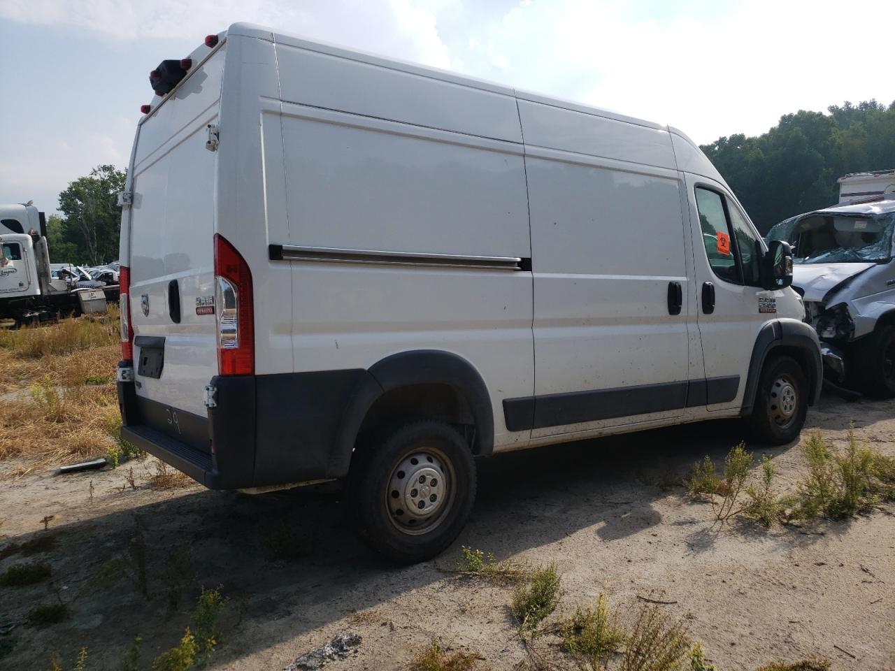 2020 RAM Promaster 2500 VIN 3C6TRVCG9LE139622 photo 3